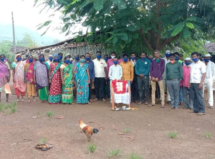 Greetings program on the occasion of Martyr Nagya Katkari Sacrifice Day at Karanjkhed | करंजखेड येथे हुतात्मा नाग्या कातकरी बलिदान दिनानिमित्त अभिवादन कार्यक्रम