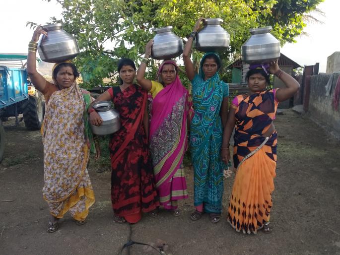 Deep water scarcity in Pelakos village | पिळकोस गावात तीव्र पाणी टंचाई Deep water scarcity in Pelakos village | पिळकोस गावात तीव्र पाणी टंचाई