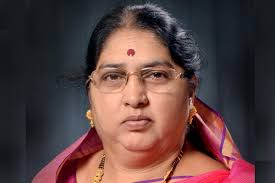 Then there is no crime in the mayor? | मग महापौरांवर गुन्हा का नाही? Then there is no crime in the mayor? | मग महापौरांवर गुन्हा का नाही?