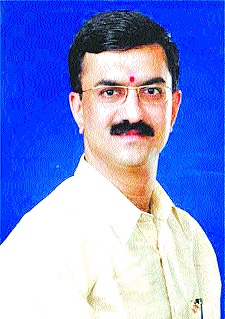 Patna voters Kawal Bhumibhutra's Rajnea? | पाटणच्या मतदारांचा कौल भूमिपुत्राला का राजेंना?