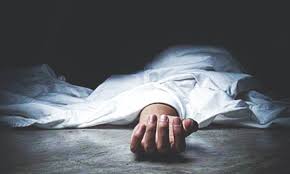 Suicide of a married woman with two young men in the city | शहरात दोघा युवकांसह विवाहितेची आत्महत्या Suicide of a married woman with two young men in the city | शहरात दोघा युवकांसह विवाहितेची आत्महत्या