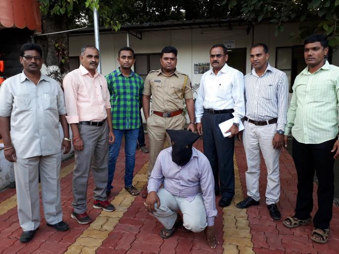 nashik,sinnar,osmanabad,man,murder,detection | शर्टवरील टेलर मार्कवरून खुनाचा उलगडा़ nashik,sinnar,osmanabad,man,murder,detection | शर्टवरील टेलर मार्कवरून खुनाचा उलगडा़