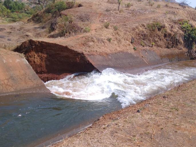 The canal in Vaitarna dam burst | वैतरणा धरणातील कालवा फुटला The canal in Vaitarna dam burst | वैतरणा धरणातील कालवा फुटला