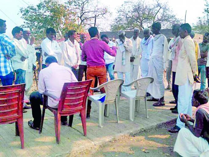 In the cyclone of Kakadara village problem | काकडदरा गाव समस्यांच्या चक्रव्यूहात In the cyclone of Kakadara village problem | काकडदरा गाव समस्यांच्या चक्रव्यूहात