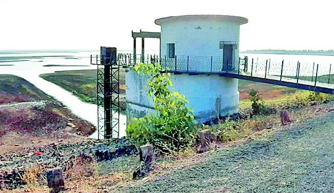 'Pothra' water run away! | ‘पोथरा’च्या पाण्याची पळवा-पळवी! 'Pothra' water run away! | ‘पोथरा’च्या पाण्याची पळवा-पळवी!