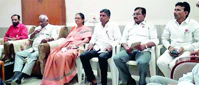 Vidarbha State Construction Tours from 2nd January | २ जानेवारीपासून विदर्भ राज्य निर्माण यात्रा Vidarbha State Construction Tours from 2nd January | २ जानेवारीपासून विदर्भ राज्य निर्माण यात्रा