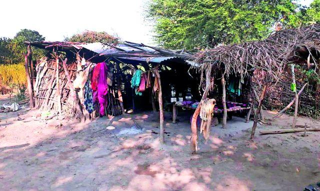 Gavgund Anilchi Panchcrash Panic | गावगुंड अनिलची पंचक्रोशीत दहशत Gavgund Anilchi Panchcrash Panic | गावगुंड अनिलची पंचक्रोशीत दहशत