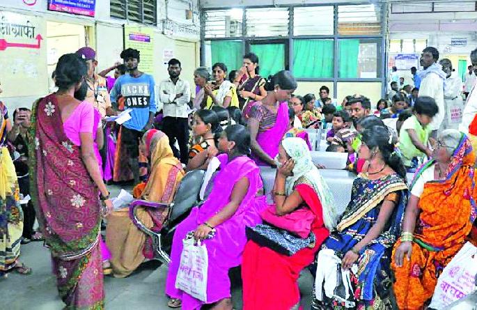 On the same day 2728 patients | एकाच दिवशी २७२८ रुग्ण