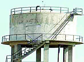 Majpra's work shaked | ‘मजीप्रा’चे काम ढेपाळले Majpra's work shaked | ‘मजीप्रा’चे काम ढेपाळले