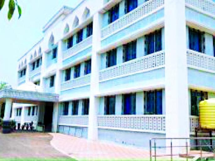 Addition of 16 new positive patients in Pusad taluka including former Sarpanch | माजी सरपंचासह पुसद तालुक्यात १६ नवीन पॉझिटिव्ह रुग्णांची भर Addition of 16 new positive patients in Pusad taluka including former Sarpanch | माजी सरपंचासह पुसद तालुक्यात १६ नवीन पॉझिटिव्ह रुग्णांची भर