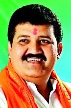 Cabinets rise to both the State Ministers | दोन्ही राज्यमंत्र्यांना कॅबिनेट बढतीचे वेध Cabinets rise to both the State Ministers | दोन्ही राज्यमंत्र्यांना कॅबिनेट बढतीचे वेध