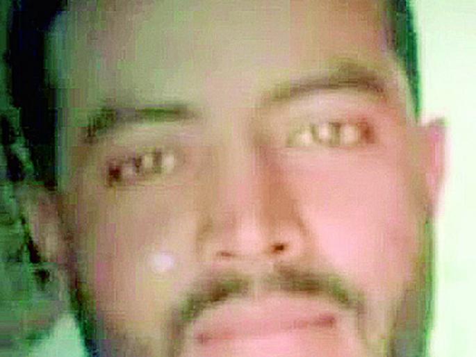 Poisoned by a young man in a quarrel, suffocated to death | तरुणांच्या भांडणात एकाला पाजले विष, तडफडून मृत्यू