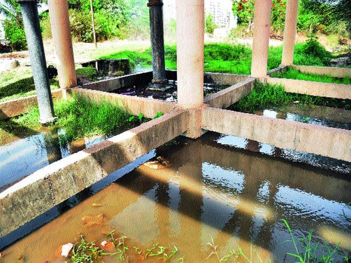 Wash the water for 24 hours in Balwantnagar | बळवंतनगर येथील जलकुंभातून २४ तास धो धो Wash the water for 24 hours in Balwantnagar | बळवंतनगर येथील जलकुंभातून २४ तास धो धो