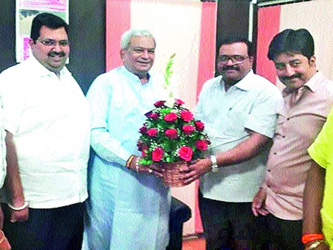 Fleet of darkness ... the sky is empty! | फिटे अंधाराचे जाळे... झाले मोकळे आकाश ! Fleet of darkness ... the sky is empty! | फिटे अंधाराचे जाळे... झाले मोकळे आकाश !