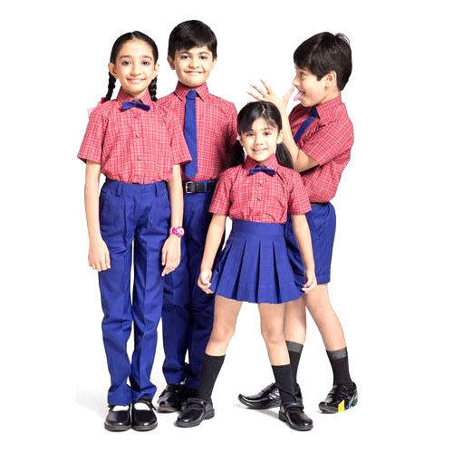  A month and a half later, uniforms still await | दीड महिना उलटूनही गणवेशाची प्रतीक्षा