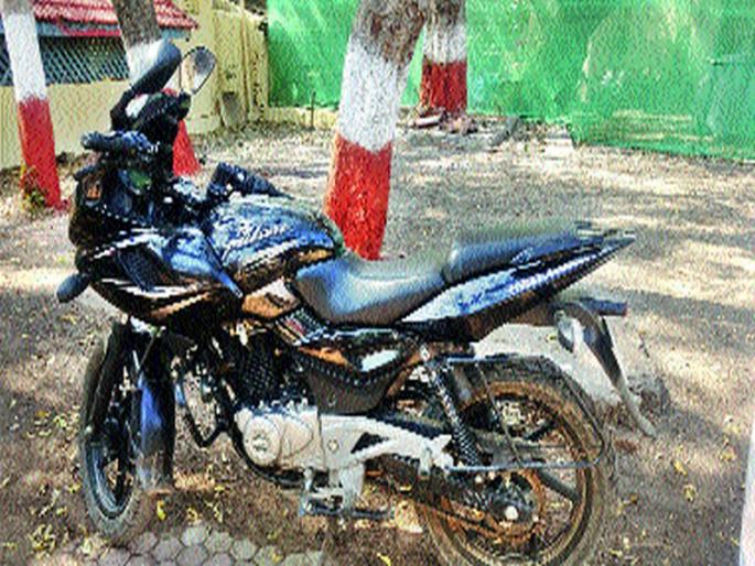 Three wanted criminals arrested | दरोड्याच्या तयारीत असलेले तीन अट्टल गुन्हेगार अटकेत Three wanted criminals arrested | दरोड्याच्या तयारीत असलेले तीन अट्टल गुन्हेगार अटकेत