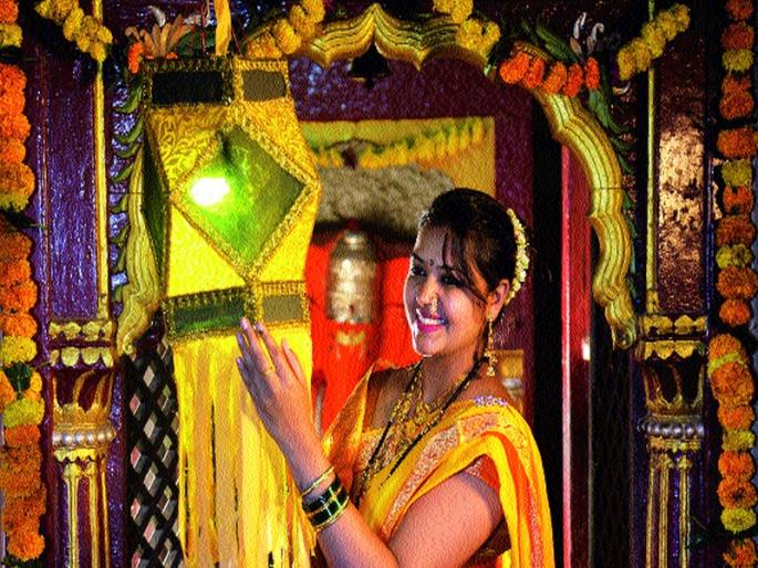 Millions of turnover at the mouth of Lakshmipuja | लक्ष्मीपूजेच्या मुहूर्तावर कोट्यवधींची उलाढाल Millions of turnover at the mouth of Lakshmipuja | लक्ष्मीपूजेच्या मुहूर्तावर कोट्यवधींची उलाढाल