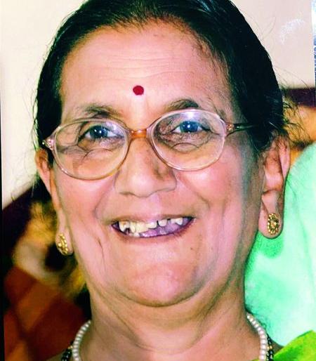 Veteran singer of Nagpur All India Radio Usha Dharap passed away | नागपूर आकाशवाणीच्या ज्येष्ठ गायिका उषा धारप यांचे निधन Veteran singer of Nagpur All India Radio Usha Dharap passed away | नागपूर आकाशवाणीच्या ज्येष्ठ गायिका उषा धारप यांचे निधन