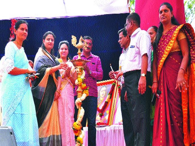 Empowerment of women by saving groups | बचत गटांमुळे महिलांचे सक्षमीकरण