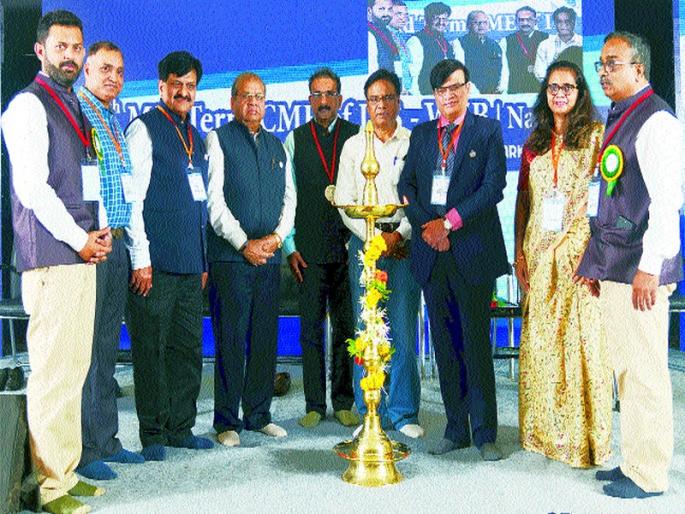 Need to maintain the mental health of the students: Dilip Mhasekar | विद्यार्थ्यांचे मानसिक स्वास्थ्य अबाधित राखण्याची गरज : दिलीप म्हैसेकर Need to maintain the mental health of the students: Dilip Mhasekar | विद्यार्थ्यांचे मानसिक स्वास्थ्य अबाधित राखण्याची गरज : दिलीप म्हैसेकर