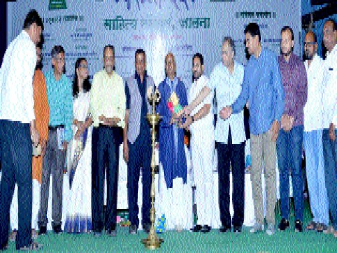 Asmidadarsa invented literature new | अस्मितादर्शने साहित्याला नवीन चालना Asmidadarsa invented literature new | अस्मितादर्शने साहित्याला नवीन चालना