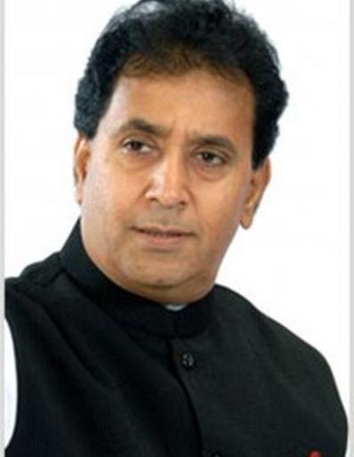 The Agriculture Minister should give justice to the sweet lime growers | कृषीमंत्र्यांनी मोसंबी उत्पादकांना न्याय द्यावा The Agriculture Minister should give justice to the sweet lime growers | कृषीमंत्र्यांनी मोसंबी उत्पादकांना न्याय द्यावा