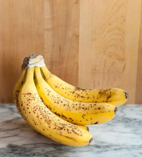 Young woman dies after eating banana; Events in Amravati District | केळी खाल्ल्यानंतर प्रकृती बिघडून तरुणीचा मृत्यू; अमरावती जिल्ह्यातील घटना