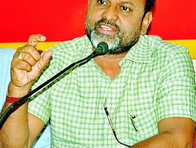 Dairy Development Minister Mahadev Janak gets bail | दुग्धविकास मंत्री महादेव जानकर यांना जामीन मंजूर