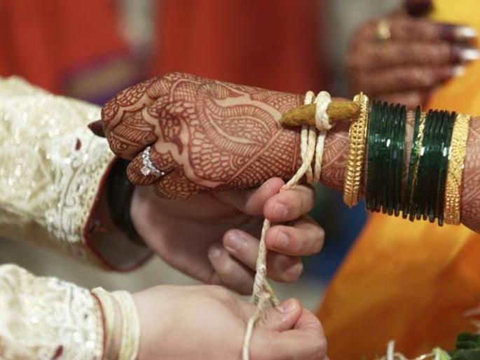 Lok Sabha Election 2019; Marriage has been violated by the Code of Conduct | Lok Sabha Election 2019; लग्नसराईला आचारसंहितेचा फटका Lok Sabha Election 2019; Marriage has been violated by the Code of Conduct | Lok Sabha Election 2019; लग्नसराईला आचारसंहितेचा फटका