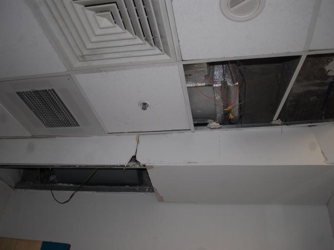 The decline of the ESI Hospital of Pandharpur | पंढरपूरच्या ईएसआयसी रुग्णालयाला उतरती कळा  The decline of the ESI Hospital of Pandharpur | पंढरपूरच्या ईएसआयसी रुग्णालयाला उतरती कळा