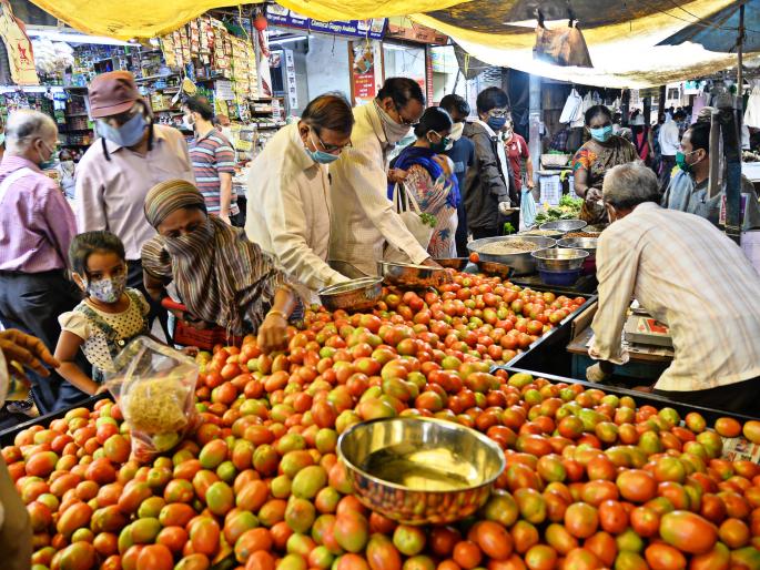 After the lockdown, vegetables went up, doubling the retail price | Coronavirus Unlock : लॉकडाऊननंतर भाजीपाला कडाडला, किरकोळ बाजारात दुप्पट दर After the lockdown, vegetables went up, doubling the retail price | Coronavirus Unlock : लॉकडाऊननंतर भाजीपाला कडाडला, किरकोळ बाजारात दुप्पट दर