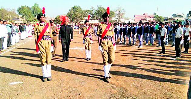 Next to the tradition in the Achalpur subdivision | अचलपूर उपविभागात प्रथेला बगल Next to the tradition in the Achalpur subdivision | अचलपूर उपविभागात प्रथेला बगल