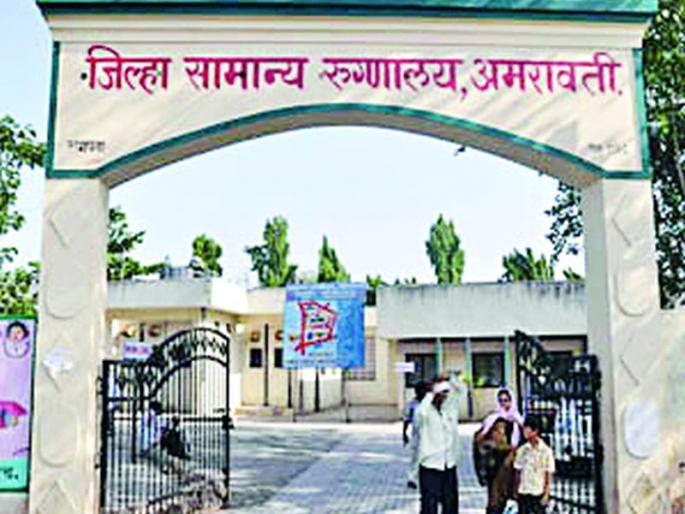 About 20% of the patients are 'alcoholic' | एकूण रुग्णांपैकी २० टक्के रुग्ण 'अल्कोहोलिक' About 20% of the patients are 'alcoholic' | एकूण रुग्णांपैकी २० टक्के रुग्ण 'अल्कोहोलिक'