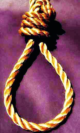 After the debt waiver, the farmers of the Standing Committee of Suicide | कर्जमाफीनंतरही थांबेना शेतकरी आत्महत्यांचे सत्र After the debt waiver, the farmers of the Standing Committee of Suicide | कर्जमाफीनंतरही थांबेना शेतकरी आत्महत्यांचे सत्र