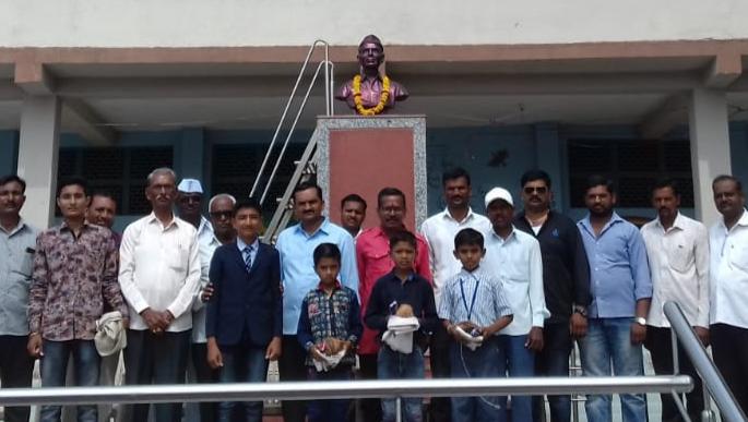 Felicitations of scholarships quality holders | शिष्यवत्ती गुणवत्ताधारकांचा सत्कार Felicitations of scholarships quality holders | शिष्यवत्ती गुणवत्ताधारकांचा सत्कार