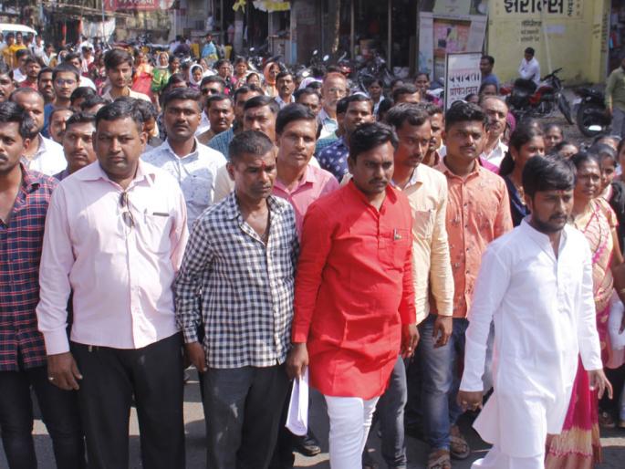 Take homeguards on duty all year long | होमगार्डला वर्षभर कर्तव्यावर घ्या