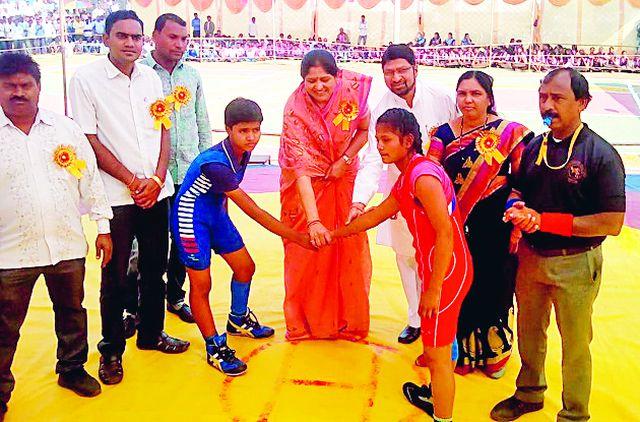 Create talented players in rural areas | ग्रामीण भागात प्रतिभावंत खेळाडू निर्माण करा