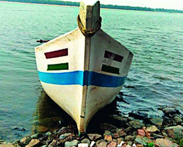 The closure of the unauthorized boating business in Chandpur reservoir was finally stopped | अखेर चांदपूर जलाशयातील अनाधिकृत बोटींग व्यवसाय बंद