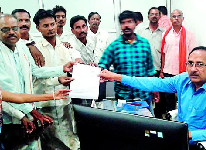 'Delete' the unauthorized construction | ‘ते’ अनधिकृत बांधकाम हटवा 'Delete' the unauthorized construction | ‘ते’ अनधिकृत बांधकाम हटवा