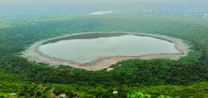 Will Lonar Sarovar development plan get momentum? | लोणार सरोवर विकास आराखड्यास गती मिळणार? Will Lonar Sarovar development plan get momentum? | लोणार सरोवर विकास आराखड्यास गती मिळणार?