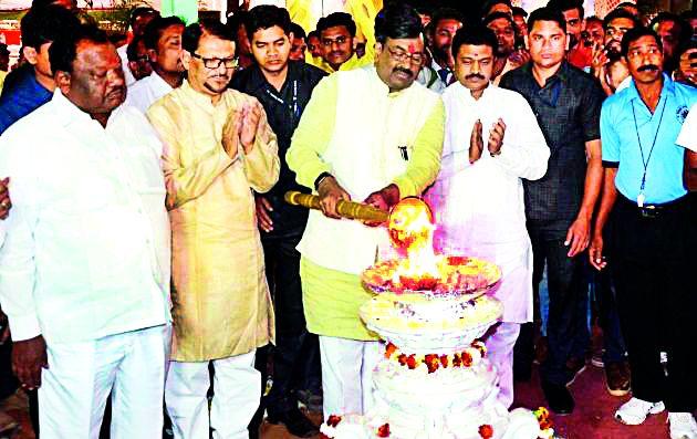 The study of two crores to be implemented in the state | राजुऱ्यात साकारणार दोन कोटींची अभ्यासिका The study of two crores to be implemented in the state | राजुऱ्यात साकारणार दोन कोटींची अभ्यासिका