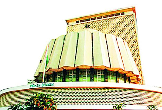 The names of 68,934 voters in five assembly constituencies have been deleted | पाच विधानसभा क्षेत्रात 68,934 मतदारांची नावे डिलीट The names of 68,934 voters in five assembly constituencies have been deleted | पाच विधानसभा क्षेत्रात 68,934 मतदारांची नावे डिलीट