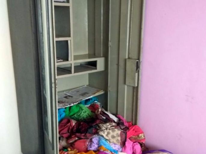 3 Homestead in Ayodhya in Dhule, one night | धुळ्यातील अयोध्या नगरात एकाच रात्री ३ घरफोडी 3 Homestead in Ayodhya in Dhule, one night | धुळ्यातील अयोध्या नगरात एकाच रात्री ३ घरफोडी