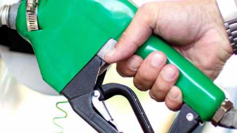 The action taken by the special squad on diesel in the town will be investigated | नगरमध्ये डिझेलवर विशेष पथकाने केलेल्या कारवाईची होणार चौकशी The action taken by the special squad on diesel in the town will be investigated | नगरमध्ये डिझेलवर विशेष पथकाने केलेल्या कारवाईची होणार चौकशी