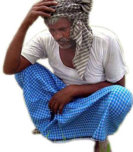 The time of farmers standing in Gondia's doorstep for the lenders' door | गोंदिया जिल्ह्यातील शेतकऱ्यांना सावकाराच्या दारात उभे राहण्याची वेळ The time of farmers standing in Gondia's doorstep for the lenders' door | गोंदिया जिल्ह्यातील शेतकऱ्यांना सावकाराच्या दारात उभे राहण्याची वेळ