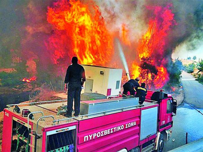 'Fire Audit' Allergy in Coaching Classes | कोचिंग क्लासेसना ‘फायर आॅडिट’ची अॅलर्जी 'Fire Audit' Allergy in Coaching Classes | कोचिंग क्लासेसना ‘फायर आॅडिट’ची अॅलर्जी