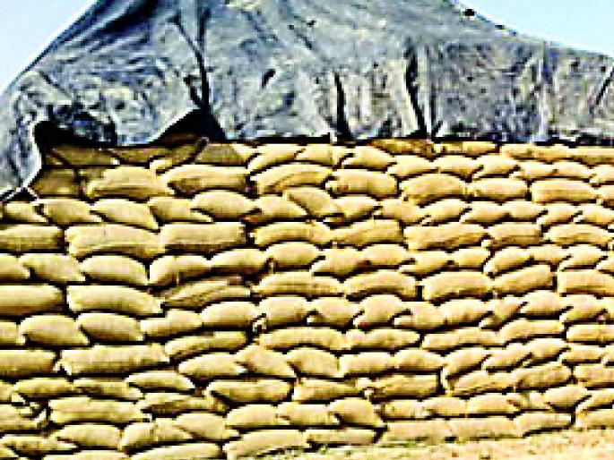 Cooperative Society's warehouse? | सहकारी संस्थेच्या गोदामात धान किती? Cooperative Society's warehouse? | सहकारी संस्थेच्या गोदामात धान किती?