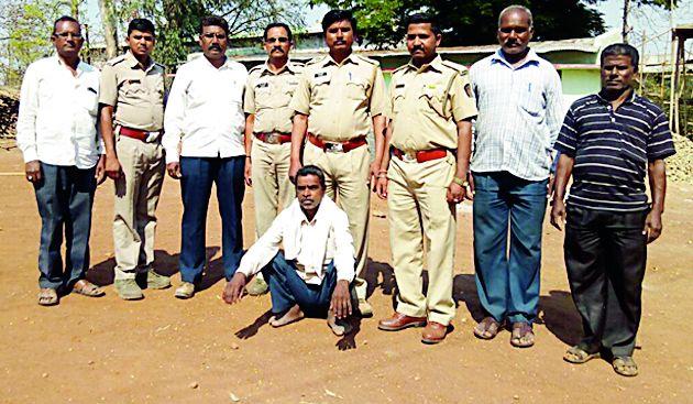 In the forest, the accused caught fire | जंगलात आग लावणारा आरोपी जाळ्यात