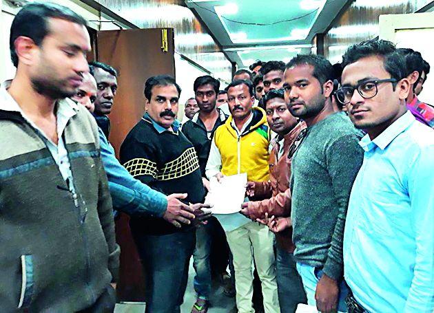 Ignore the compassionate candidates again | अनुकंपाधारक उमेदवारांची पुन्हा उपेक्षा Ignore the compassionate candidates again | अनुकंपाधारक उमेदवारांची पुन्हा उपेक्षा