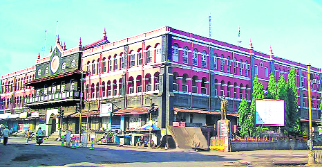 Kolhapur Municipal Corporation can not afford re-election | कोल्हापूर मनपाला फेरनिवडणूक परवडणे अशक्य Kolhapur Municipal Corporation can not afford re-election | कोल्हापूर मनपाला फेरनिवडणूक परवडणे अशक्य